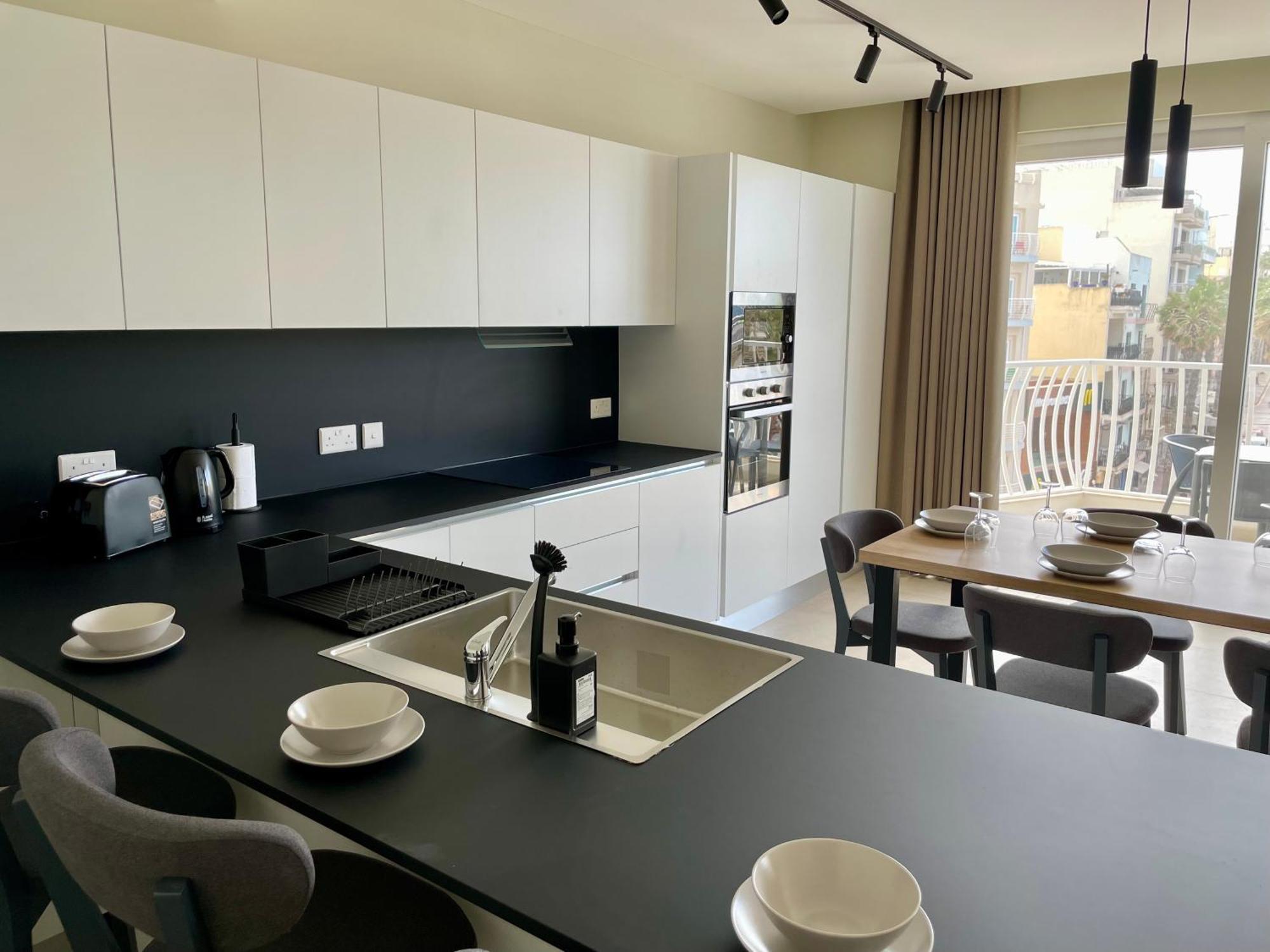 Bugibba Square Seafront Lux Apartments By Holi St. Paul's Bay Dış mekan fotoğraf