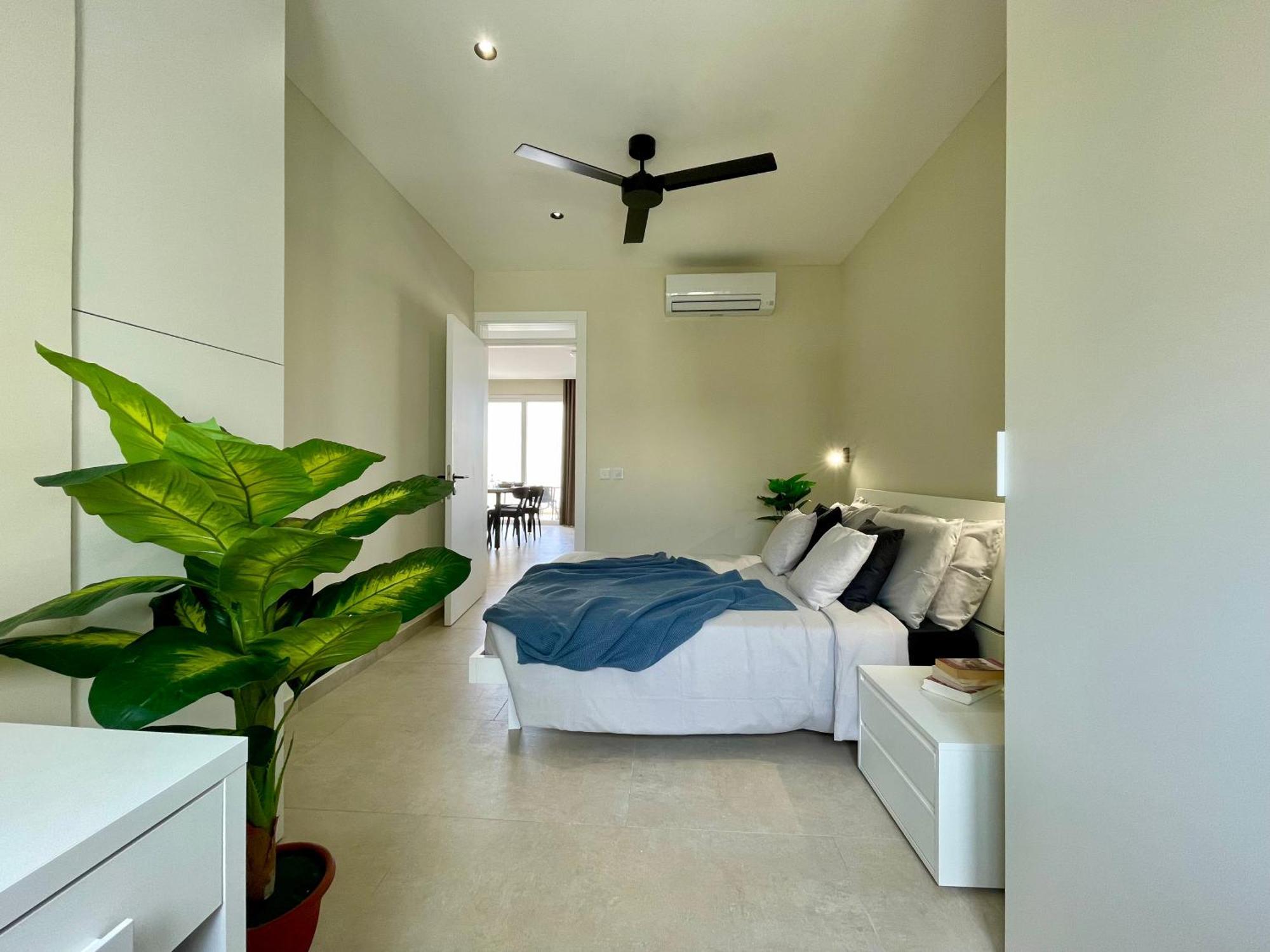Bugibba Square Seafront Lux Apartments By Holi St. Paul's Bay Dış mekan fotoğraf