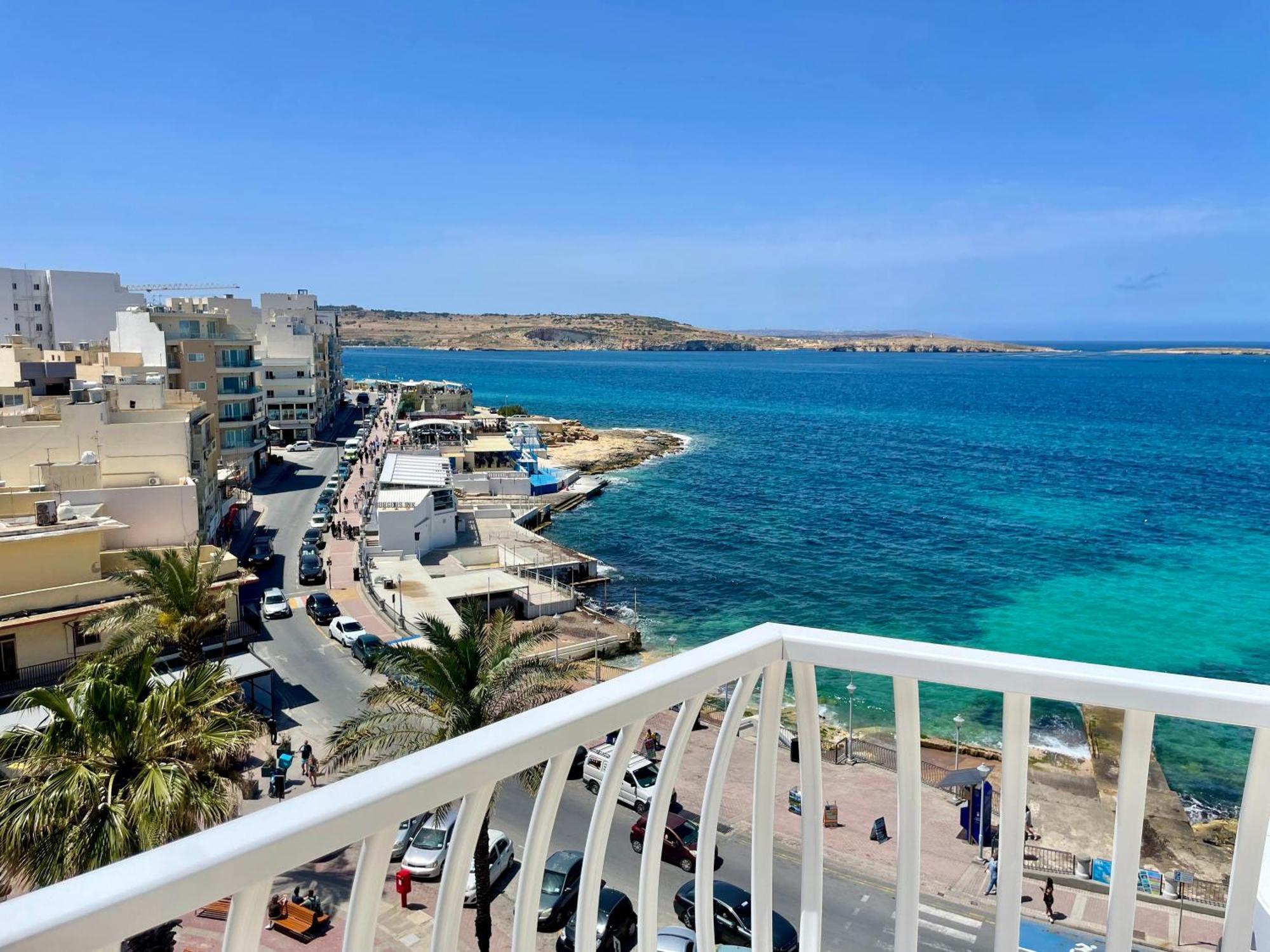 Bugibba Square Seafront Lux Apartments By Holi St. Paul's Bay Dış mekan fotoğraf